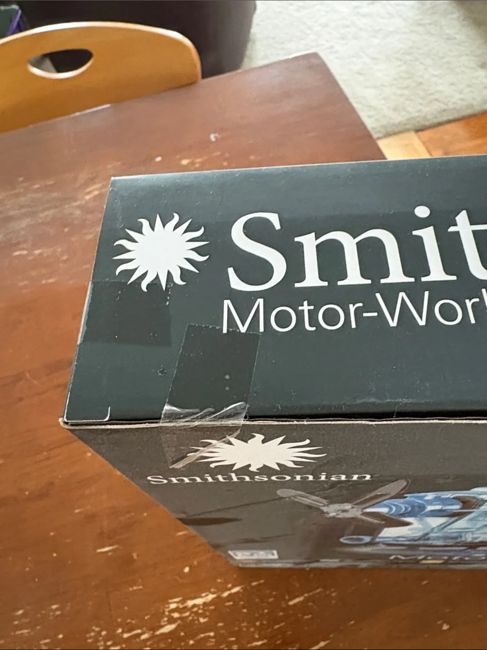 Smithsonian Motor-Works Blue Working Engine Model - Kids Learning Toy